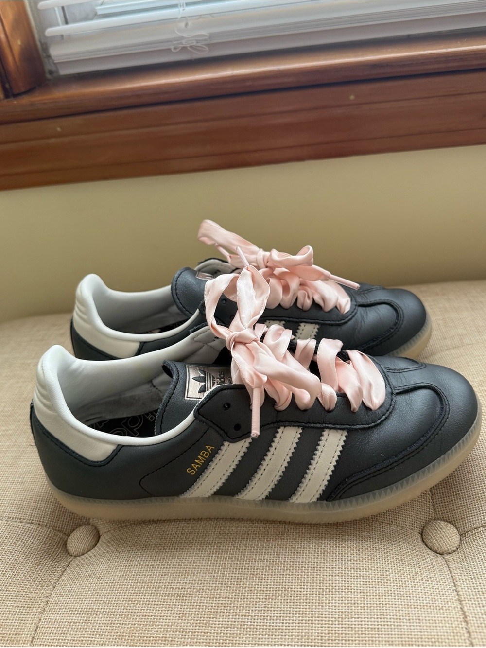 Adidas Samba Sneaker with ribbon laces - Picture 3 of 6